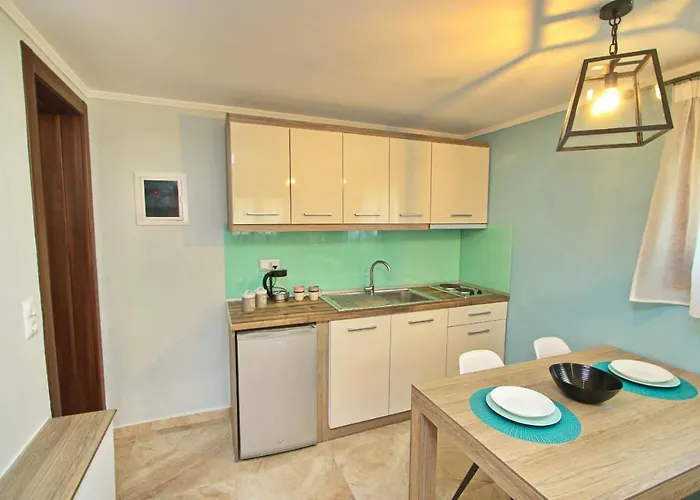 Apartman Panos House