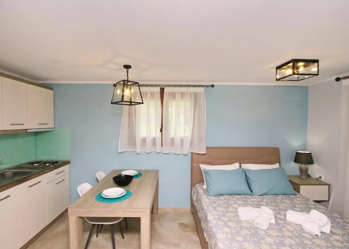 Apartman Panos House
