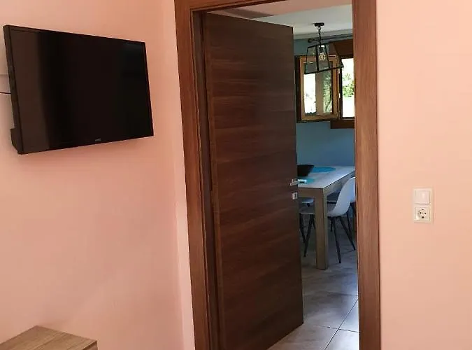 Panos House